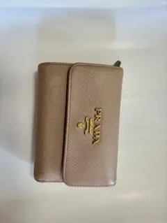 comugi☆ 様専用（他社購入不可）PRADA三つ折り財布 ピンクベージュ