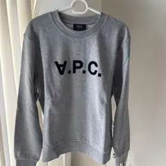 る*ら様 A.P.C. スウェット ユニセックスグレー Sサイズ 新品 元値三万のサムネイル