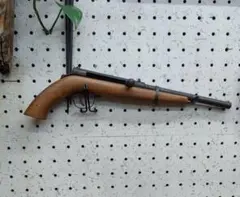 レトロな年代物のコルク短銃 レトロな年代物のコルク短銃