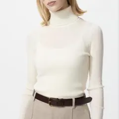 UNIQLO メリノリブタートルネックセーター OFF WHITE Mサイズ