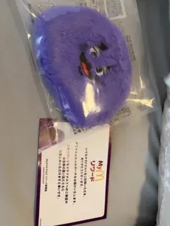 マクドナルド グリマス ふわふわポーチのサムネイル