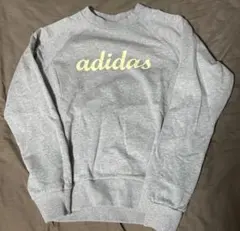 adidas トレーナー
