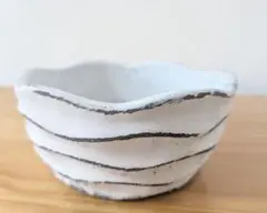 【フラワーポット ラウンド浅 セメント鉢】 ホワイト プランター 底穴 植物