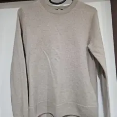 UNIQLO ベージュ　カシミヤクールネック長袖セーター M
