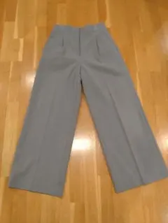 PLST グレー ウォームリザーブワイドパンツ M 美品