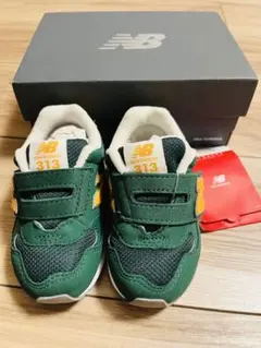 【新品未使用】New Balance 313 ベビーシューズ 緑/黄色