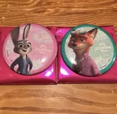 ズートピア２　オーマイカフェ　ビッグホロ缶バッジ　ニック ジュディ