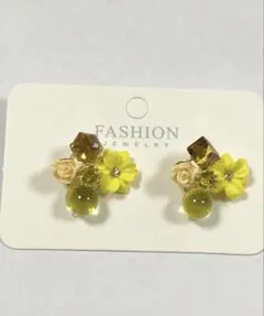 【新品】ピアス　イエローフラワー　春