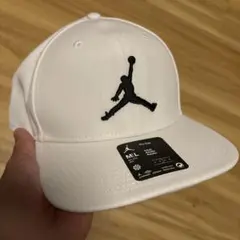 新品未使用Jordan Jumpman Snapback Cap Whiteのサムネイル
