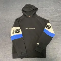new balance フード付きパーカー Sサイズ 黒/青