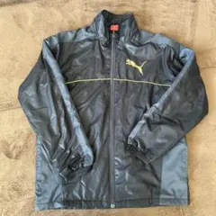 PUMA ナイロンジャケット　黒　１６０