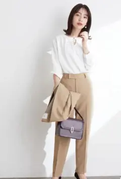 【新品未使用】ビス 洗える シワになりにくい スティックパンツ ベージュ