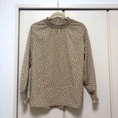 Te chichi ベージュ ドット柄 長袖ブラウス