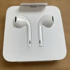【新品未使用】EarPods（Lightningコネクタ）