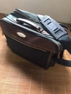 Samsonite ショルダーバッグ