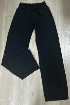 ブラック　アンダーアーマー　ズボン