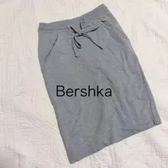 Bershka タイトスカート グレー スウェット素材のサムネイル