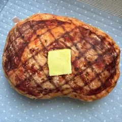 クッション　ステーキ