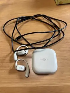 SHOKZ 骨伝導イヤホン ホワイト 充電ケース付き　オープンフィット