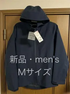 ユニクロ　ブロックテックパーカ　最新モデル　ネイビー　Mサイズ　新品