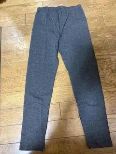 未使用品 ユニクロ レギンス 10分丈 140