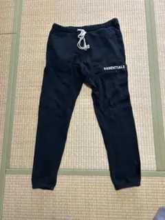 FOG ESSENTIALS 黒 スウェットパンツ　Mサイズ