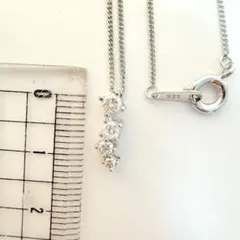 925シルバー ダイヤモンド風ストーン ネックレス