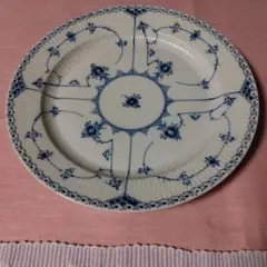 ブルーフルーテッド 【美品】Aロイヤルコペンハーゲン　フルレース　オープンワーク　大皿 フルレース 25cm オープンワーク プレート 食器