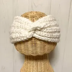 ホワイトニットツイストヘアバンド