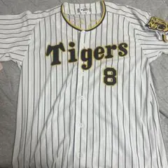 阪神タイガース 佐藤輝明レプリカユニフォームのサムネイル