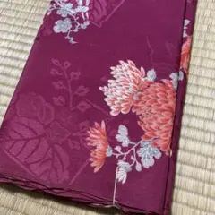 レトロな反物　紫の花柄