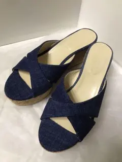 BARNYS NEWYORK ウエッジソールサンダル　36 未使用品のサムネイル