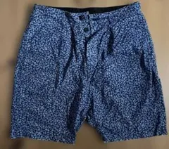 KATO' ショートパンツ　Sサイズ　小花柄のサムネイル