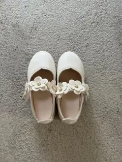フォーマルシューズ 靴 お花 ホワイト 白 発表会 結婚式 卒園式 入園式