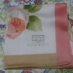 ニナリッチ 大判ハンカチ