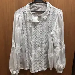 NICE CLAUPブラウス