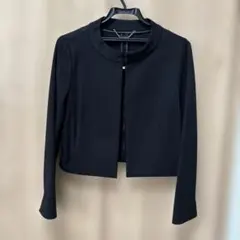 ノーカラージャケット 黒 ショート丈