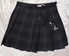 制服　なんちゃって制服　スカート　リボン　プリーツ　黒　チェック