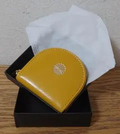 新品 皇居財布 小銭入れ 馬蹄形 ゴールド 菊葉文化協会 - メルカリ