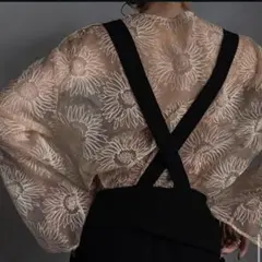 FUMIE TANAKA シアーブラウスのサムネイル