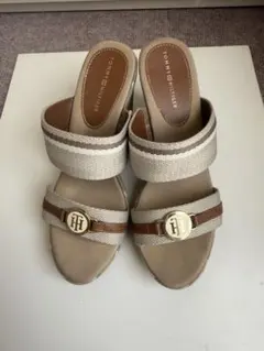 TOMMY HILFIGER サンダルのサムネイル