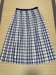 美品　ネイビーとホワイトのチェック柄ロングスカート　Lサイズ