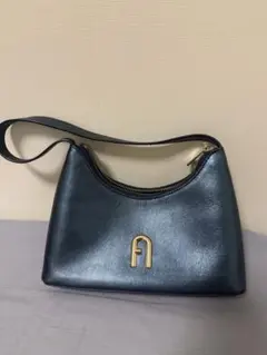 【人気・極美品】フルラ　ディアマンテ ワンショルダーバッグ ブルー　現行 人気・極美品】フルラ ディアマンテ ワンショルダーバッグ ブルー 現行