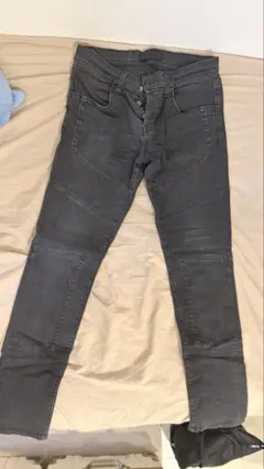 J BRAND MICK スキニーデニム ブラックのサムネイル