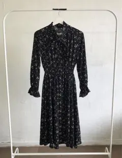 【INGNI】花柄　リボンタイ　フリル袖ワンピース