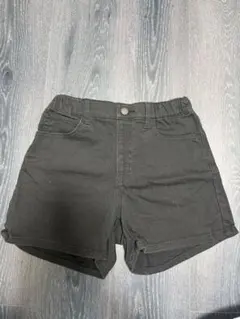 UNIQLO kids 短パン 130cm 女の子