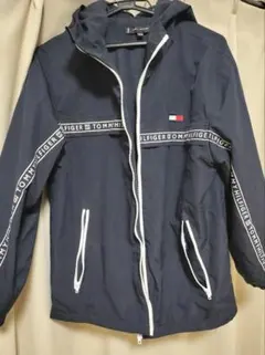 Tommy Hilfiger ネイビージャケット フード付き