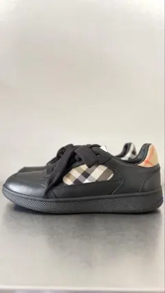 【匿名配送】BURBERRY スニーカー ブラック チェックのサムネイル