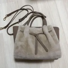 ハンドバッグ、ショルダーバッグ