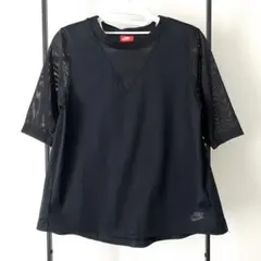 NIKE 半袖カットソー ブラック メッシュ切替のサムネイル
